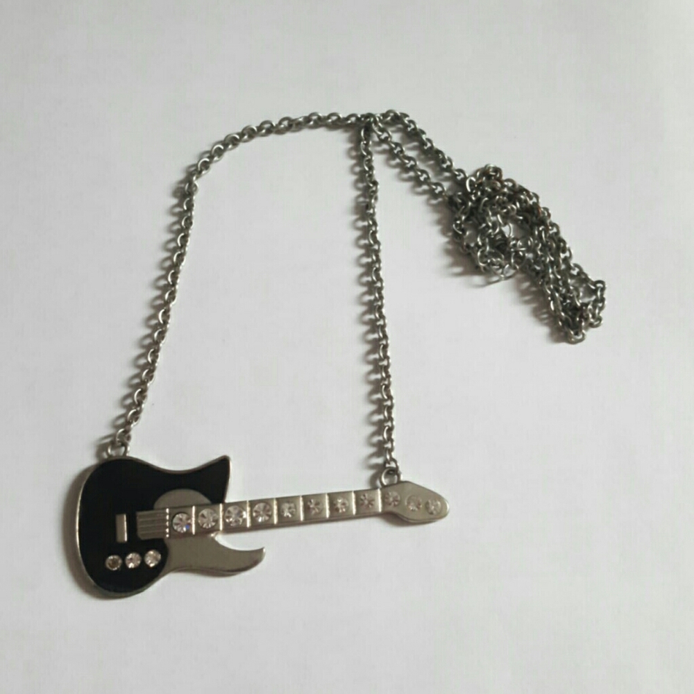 Guitar Necklace